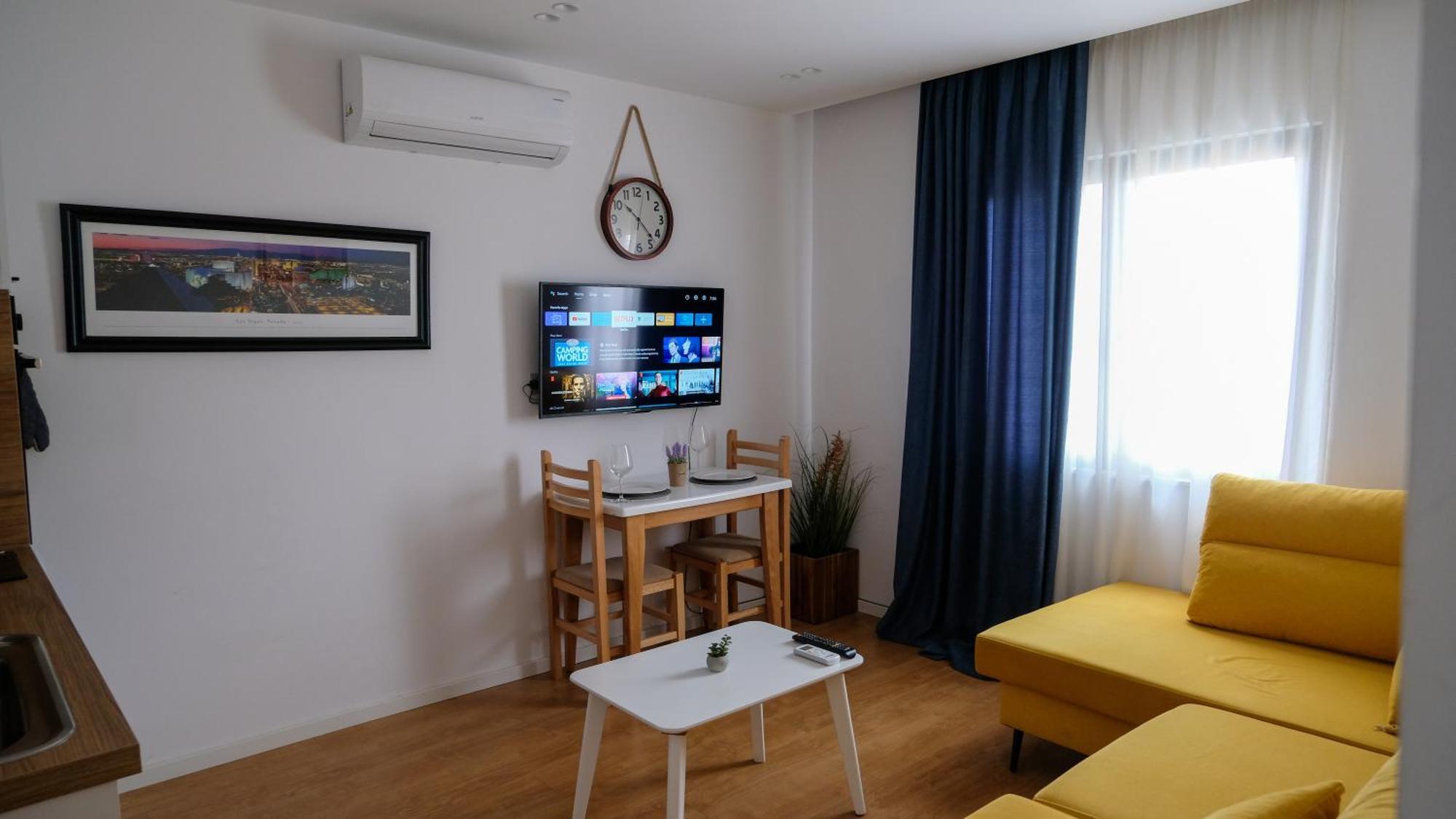 2E Center Apartment Tiranë Ngoại thất bức ảnh