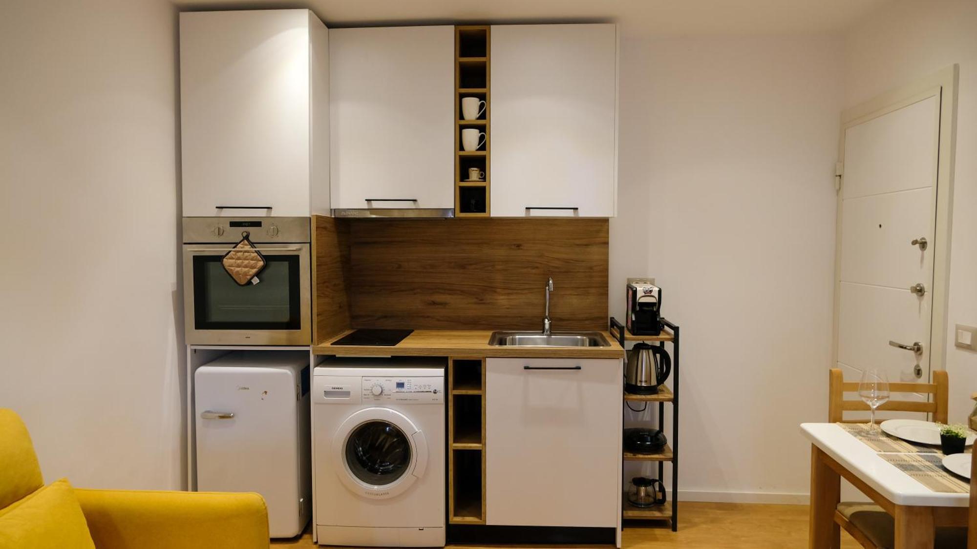 2E Center Apartment Tiranë Ngoại thất bức ảnh