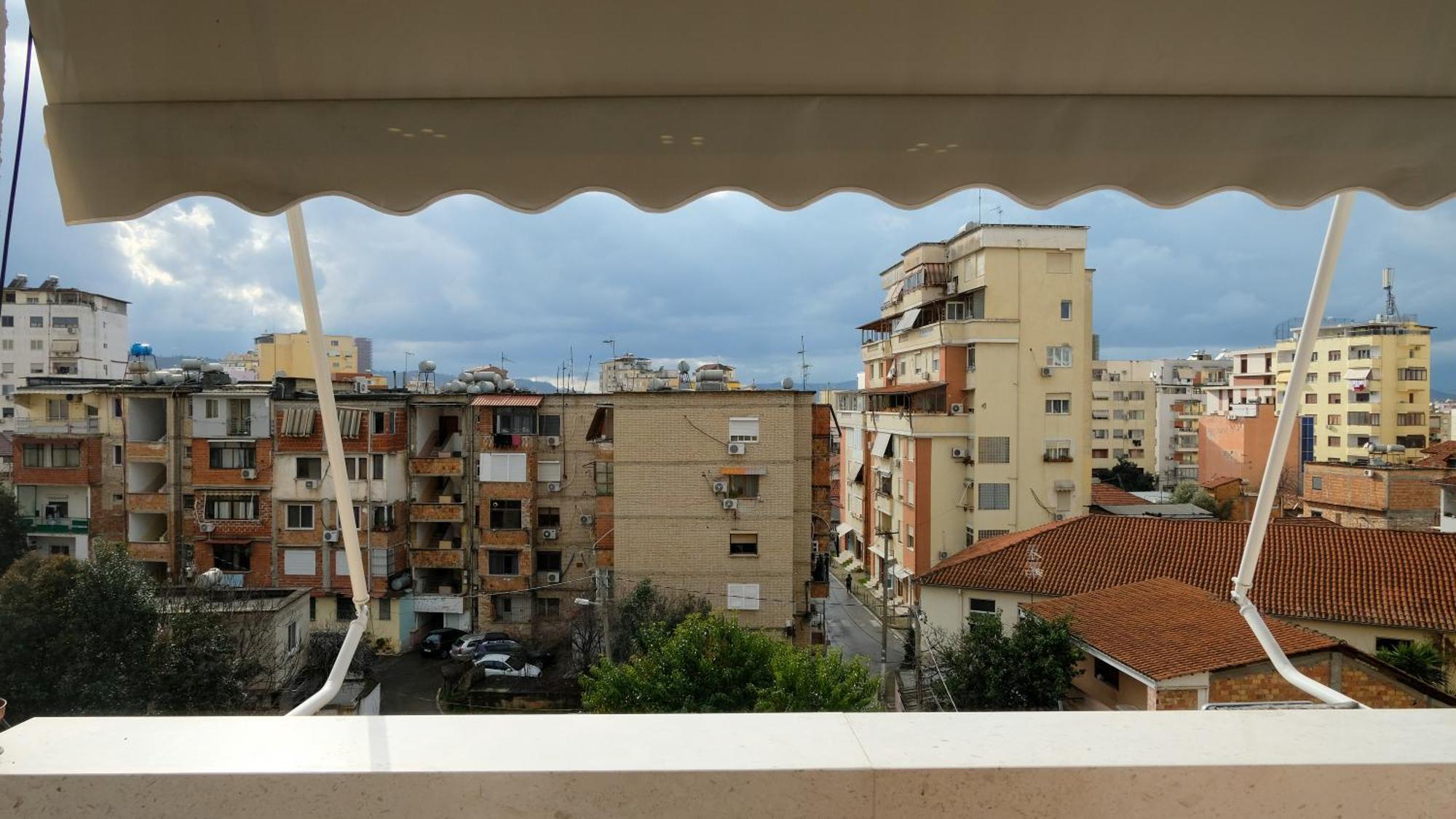 2E Center Apartment Tiranë Ngoại thất bức ảnh
